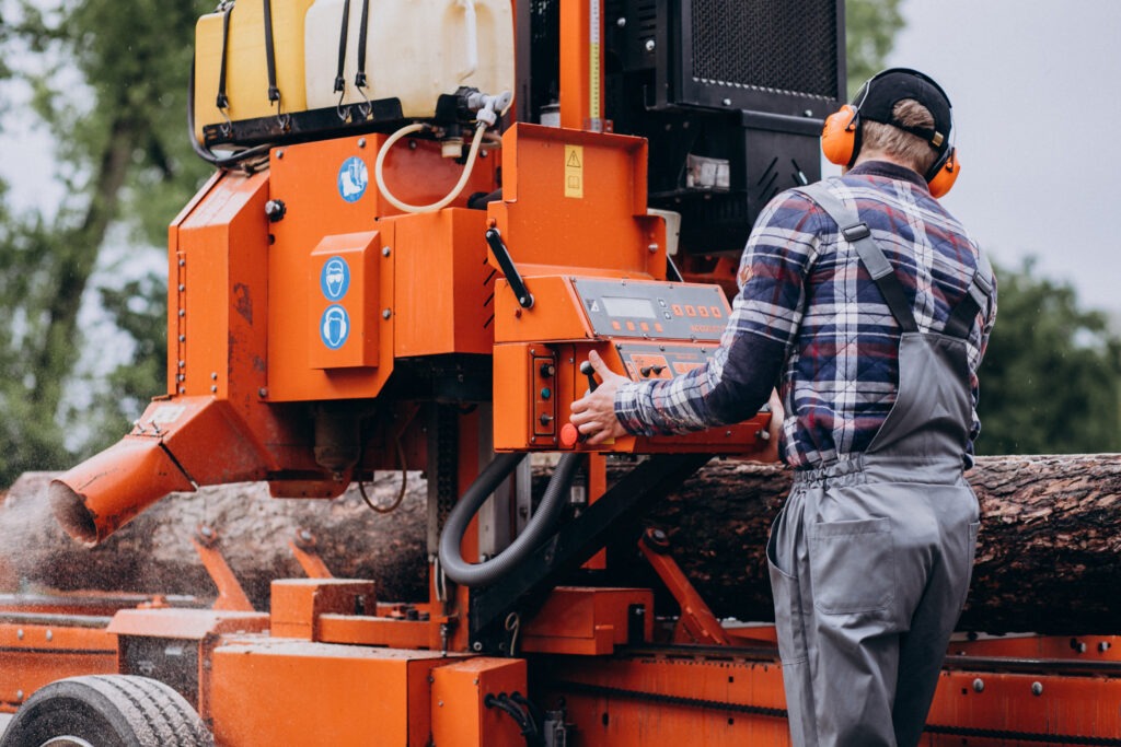 Carpenter Working Sawmill Wood Manufacture 2 1024x683